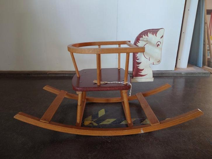 Houten hobbelpaard, Kinderen en Baby's, Speelgoed | Hobbelfiguren, Gebruikt, Ophalen