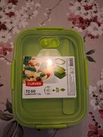 Lunchbox nieuw groen met bestek en sausbakje, Huis en Inrichting, Keuken | Tupperware, Ophalen, Zo goed als nieuw, Groen, Overige typen