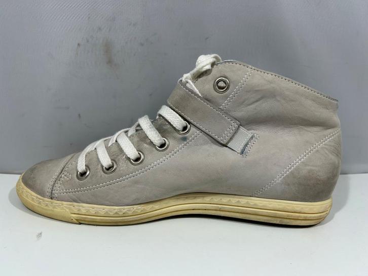 Paul Green, maat 40. Licht grijze hoge veterschoenen, Kleding | Dames, Schoenen, Zo goed als nieuw, Lage of Enkellaarzen, Grijs