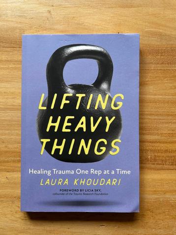 Lifring Heavy Things - Laura Khoudari beschikbaar voor biedingen