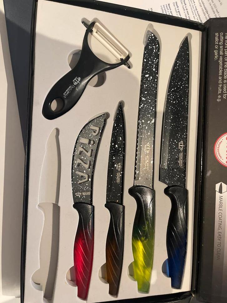 Royal Swiss Messenset - Nieuw in doos!, Huis en Inrichting, Keuken | Bestek, Nieuw, Bestekset, Rvs of Chroom, Vaatwasserbestendig