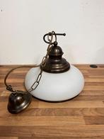 Hanglamp, melkglas met messing, Huis en Inrichting, Lampen | Hanglampen, Gebruikt, Ophalen, 75 cm of meer, Glas