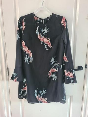 Gina Tricot dress size 36 beschikbaar voor biedingen