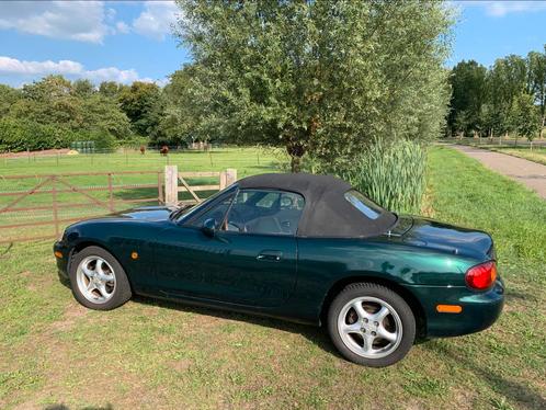 Zeer nette Mazda MX-5 1.6 NB Miracle (Nardi Torino pakket), Auto's, Mazda, Particulier, MX-5, Benzine, Cabriolet, Handgeschakeld