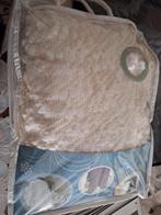 Plaid 130 x 160 Cm. Nieuw In Verpakking., Huis en Inrichting, Ophalen of Verzenden, Nieuw