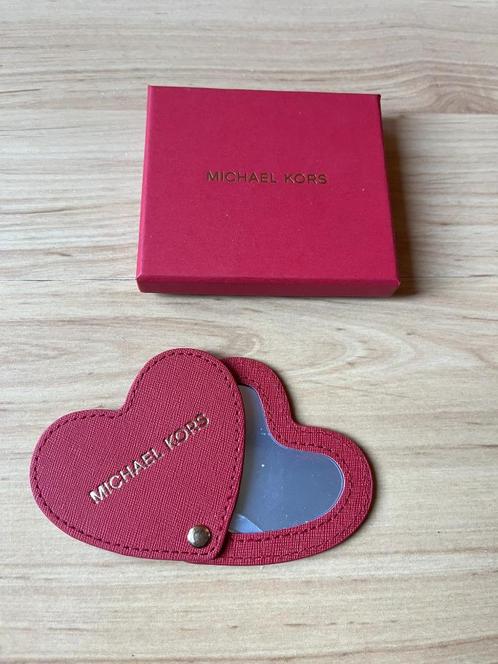Michael Kors tas-spiegel rood hart met gratis verzending, Sieraden, Tassen en Uiterlijk, Overige Accessoires, Nieuw, Verzenden