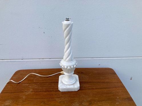 Marmeren Tafellamp, Huis en Inrichting, Lampen | Tafellampen, Zo goed als nieuw, Minder dan 50 cm, Overige materialen, Ophalen of Verzenden