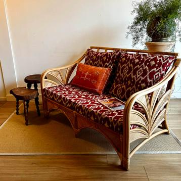 SUMMER SALE !! Palm leaf rotan bank vintage beschikbaar voor biedingen
