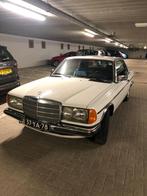 Mercedes-Benz 200-Serie 2.3 230 C AUT 1977 Wit, Auto's, Mercedes-Benz, Automaat, 4 cilinders, Geïmporteerd, 200-Serie