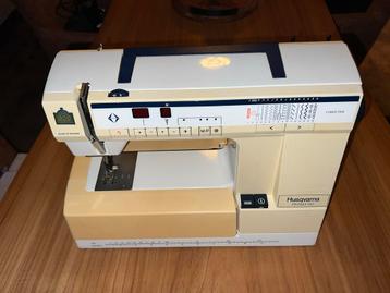 Husqvarna Prisma 945 Naaimachine - Zweeds Design beschikbaar voor biedingen