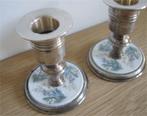 Pako - twee kandelaars, emaille met vergeetmijnietjes, Antiek en Kunst, Ophalen of Verzenden