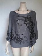 NIEUW! Chique Grijs Shirt + Patroon One Size Charbell Paris, Verzenden, Nieuw, Maat 38/40 (M), Grijs