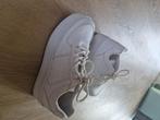 Witte sneakers maat 38, Kleding | Dames, Ophalen, Wit, Sneakers of Gympen, Zo goed als nieuw