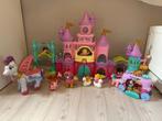 Vtech vrolijke vriendjes kasteel met extra sets, Ophalen, Gebruikt