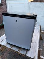 Tafelmodel koelkast, Witgoed en Apparatuur, Koelkasten en IJskasten, Ophalen, Minder dan 85 cm, Minder dan 75 liter, Zonder vriesvak