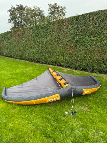 Fone Strike Aluula 5.0 meter met boom beschikbaar voor biedingen