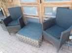 Tuinset ( 2 wicker stoelen en tafel), Ophalen, Zo goed als nieuw, Wicker