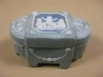 Duits jasperware doosje met kinderen Wedgwood, Antiek en Kunst, Antiek | Porselein, Ophalen of Verzenden
