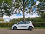 Renault Twingo 1.1 2008 Wit, Auto's, Voorwielaandrijving, 4 cilinders, Wit, Origineel Nederlands