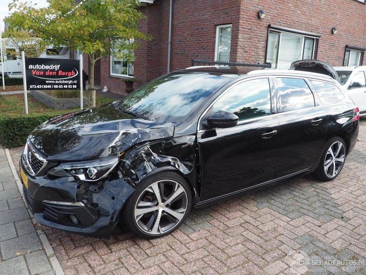 Peugeot 308 1.2 PureTech Blue Lease GT (bj 2021, automaat), Auto diversen, Schadeauto's, Peugeot, Automaat, Benzine, Stationwagon