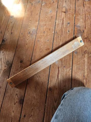 Messenmagneet beschikbaar voor biedingen