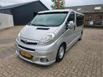 Opel Vivaro 2.5 CDTI L2H1 DC VPC, Apk,Nap,Airco,Trekaak, Auto's, Bestelauto's, 145 pk, Gebruikt, Zwart, 4 cilinders