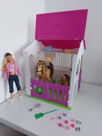 Barbie paardenstal + accessoires, Ophalen of Verzenden, Gebruikt, Barbie