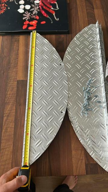 Aluminium trapmaantjes 12x beschikbaar voor biedingen