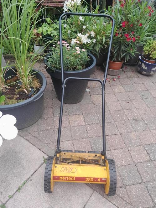 Alko perfect 280-4 Kooimesmaaier, Tuin en Terras, Grasmaaiers, Gebruikt, Kooimesmaaier, Ophalen