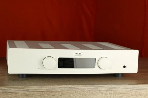 Hegel Röst / Rost TRADE.INRUIL. Altijd 12 maanden garantie., Audio, Tv en Foto, Versterkers en Receivers, Zo goed als nieuw, Stereo