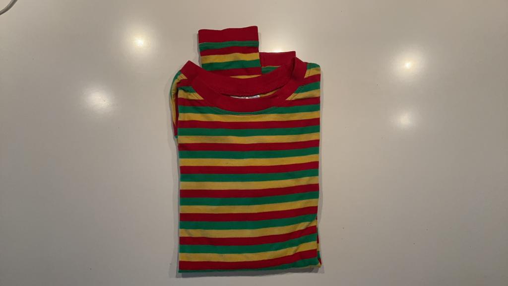 Rood geel groep shirt voor carnaval, Ophalen of Verzenden, Zo goed als nieuw, 146 t/m 152, Jongen of Meisje