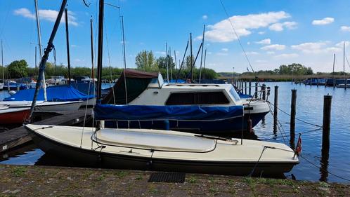 Centaur met nog goede zeilen, Watersport en Boten, Open zeilboten, Gebruikt, Overige typen, 6 meter of meer, Polyester, Buitenboordmotor
