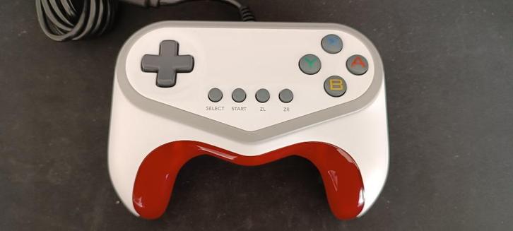 Hori Pokken Tournament Pro Pad - Wii U, Spelcomputers en Games, Spelcomputers | Nintendo Consoles | Accessoires, Zo goed als nieuw