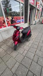 Zip 4takt 50cc brom (eventueel ruilen tegen 2takt iets), Ophalen, Maximaal 45 km/u, Zip, Zo goed als nieuw