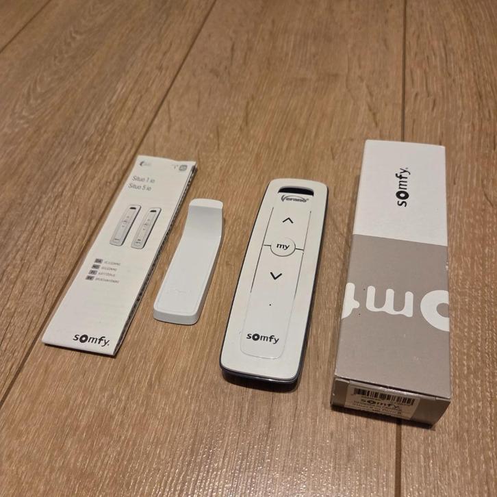 Somfy Situo 1 IO Pure II afstandsbediening – NIEUW in doos, Doe-het-zelf en Verbouw, Rolluiken, Nieuw, Minder dan 100 cm, Minder dan 100 cm
