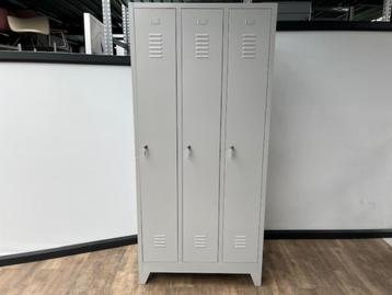 Lockerkast XL 3-delig B-keus beschikbaar voor biedingen