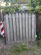 2 schuttingen 2 palen en 2,5 onderplaten, Ophalen of Verzenden, Zo goed als nieuw