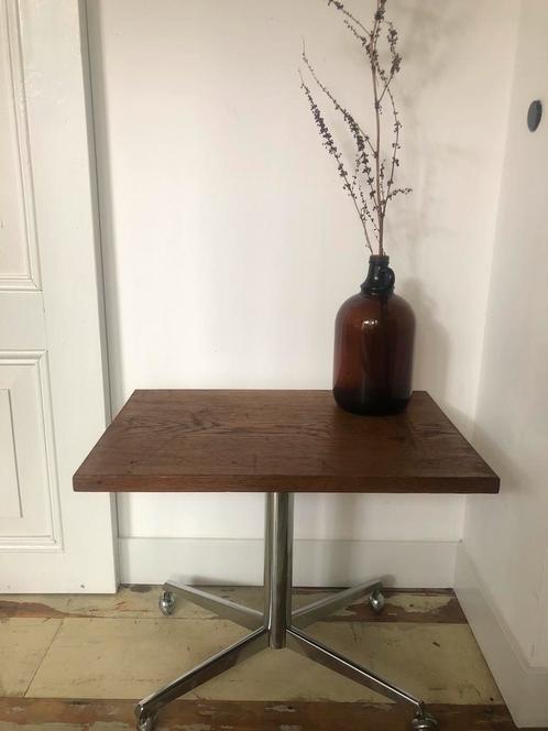 Mid Century verrijdbare bijzettafel chroom onderstel, Huis en Inrichting, Kasten | Televisiemeubels, Gebruikt, Ophalen of Verzenden