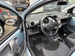 Toyota Aygo 1.0-12V 5Drs Nieuwe apk Weinig kilometers, Gebruikt, 68 pk, Origineel Nederlands, Bedrijf