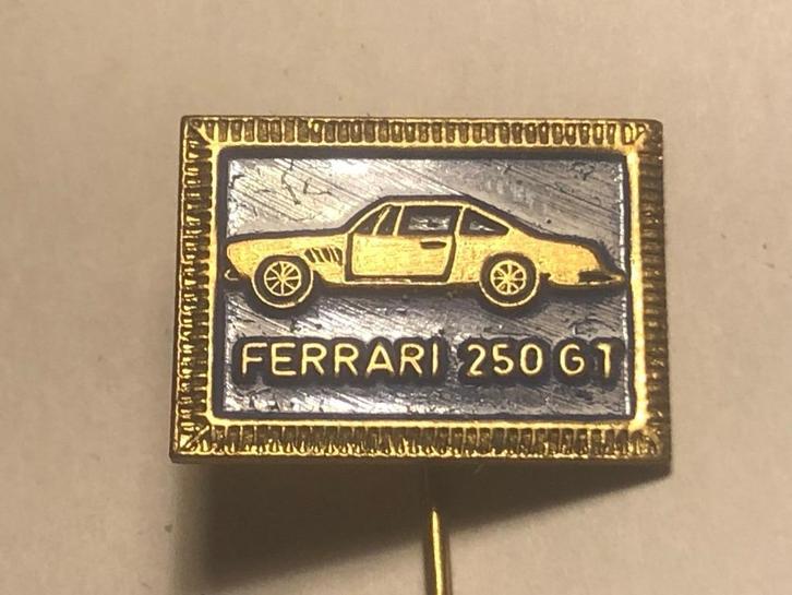 Metalen FERRARI 250 GT AUTOMODEL Speld (Blauw/Messingkleur)., Verzamelen, Speldjes, Pins en Buttons, Zo goed als nieuw, Speldje of Pin