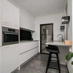 Compleet modernTulp keuken incl apparatuur quooker/inductie, Huis en Inrichting, Ophalen, Zo goed als nieuw, Wit, Greeploos
