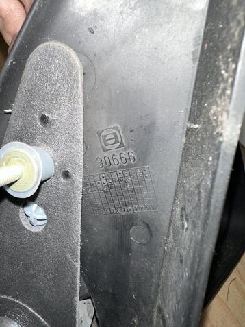 Buitenspiegel rechts Renault Kangoo - 7700304831 beschikbaar voor biedingen