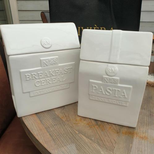 Riviera maison pasta storage / breakfast cereal jar, Huis en Inrichting, Keuken | Keukenbenodigdheden, Zo goed als nieuw, Ophalen