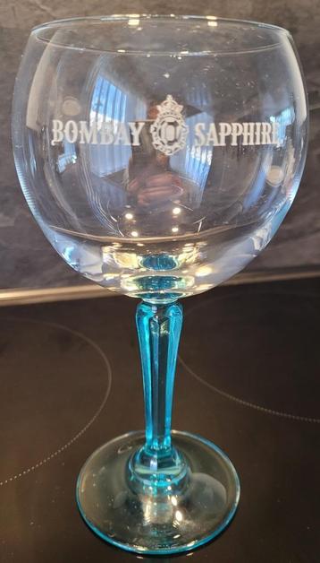 Origineel Bombay Sapphire glas beschikbaar voor biedingen