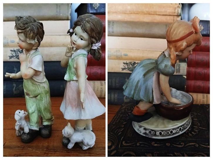 Schattige beeldjes keramiek jongen meisje hondjes wastobbe, Antiek en Kunst, Curiosa en Brocante, Ophalen of Verzenden