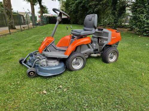 Nette Husqvarna R111B5 zitmaaier!, Tuin en Terras, Zitmaaiers, Zo goed als nieuw, 90 tot 120 cm, Versnellingen, Ophalen