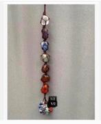 Chakra edelsteen hanger 7 steensoorten macramé 28 cm lang, Sieraden, Tassen en Uiterlijk, Edelstenen, Nieuw, Ophalen of Verzenden