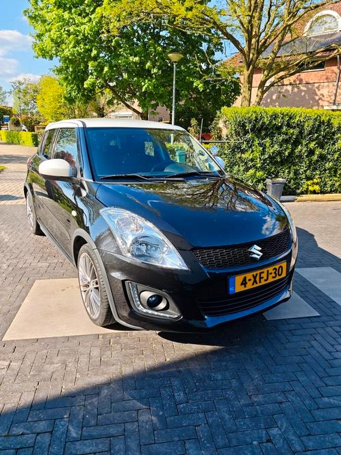 Suzuki Swift 1.2 5D 2014 Zwart met Wit Dynamic Easss, Auto's, Suzuki, Particulier, Swift, ABS, Airbags, Airconditioning, Alarm