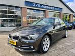 Bmw 3-SERIE 318I EDITION  LU.L EXEC., Leder, Handgeschakeld, 3 cilinders, Sedan