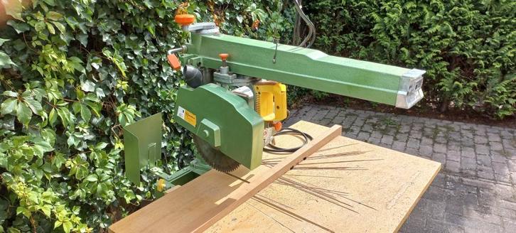 Radiaal afkortzaag Dewalt, Doe-het-zelf en Verbouw, Gereedschap | Zaagmachines, Gebruikt, Afkortzaag, 1200 watt of meer, 30 tot 70 mm